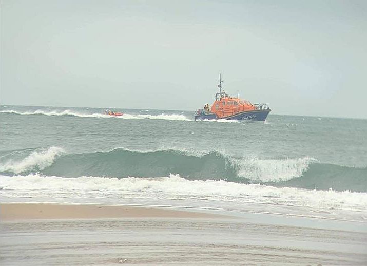 Flares are a reference point in rescue