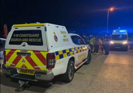 Illuminating flares used in Torquay search