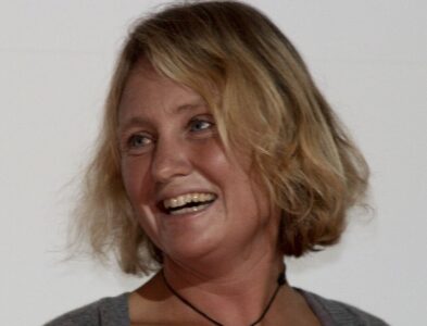Pip Hare outlines how flares can be used during vessel transfers