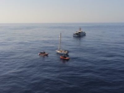 Flares lead to rescue of boaters adrift for seven days